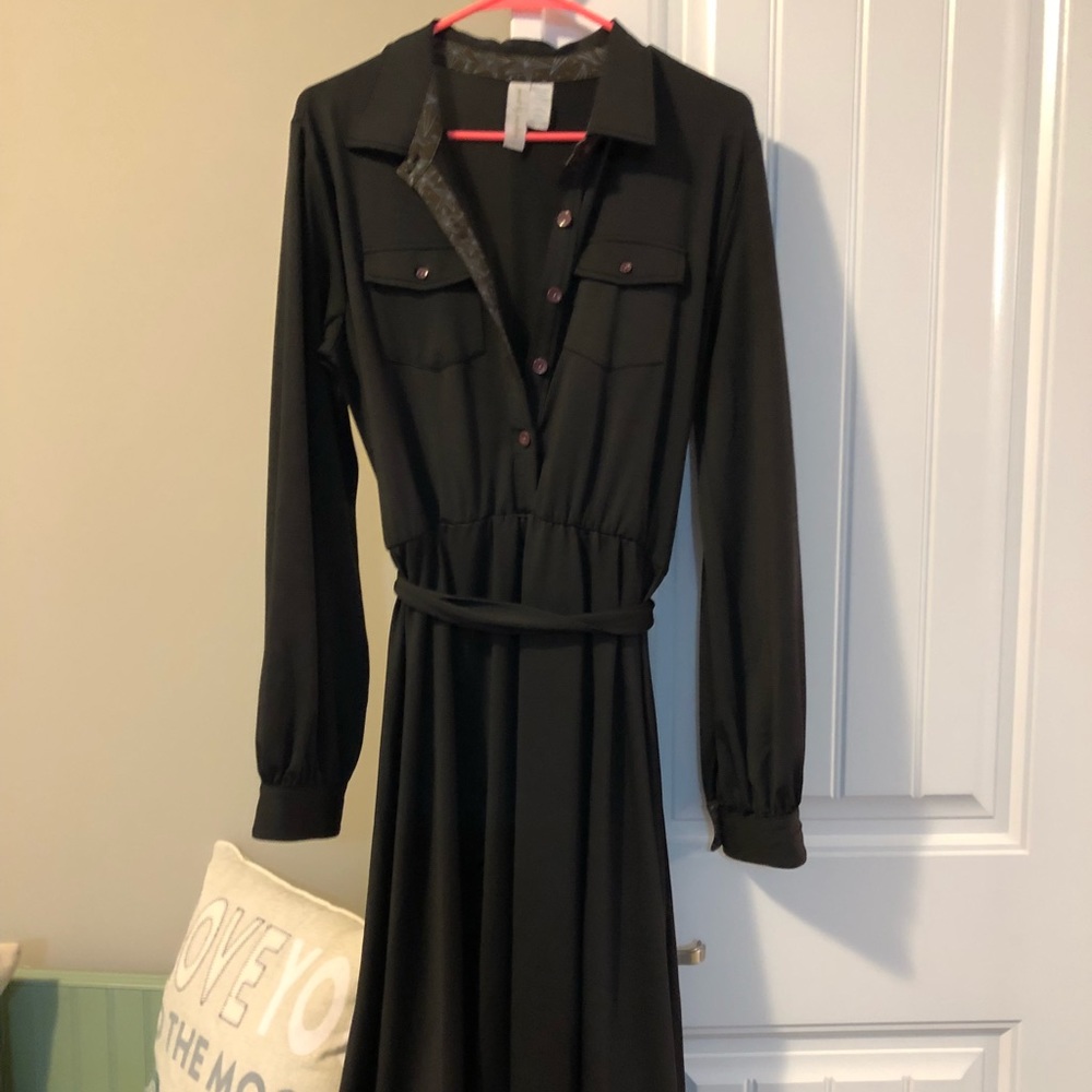 Brown long sleeve dress